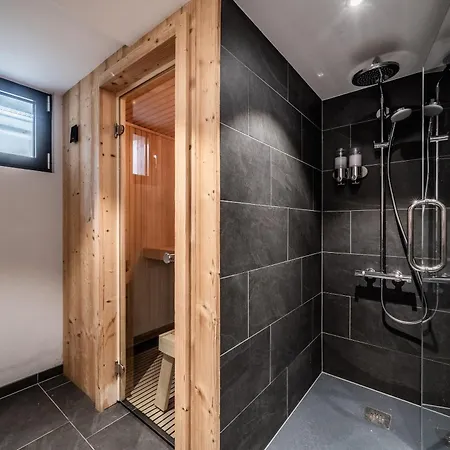 Aman Argentiere - By Emerald Шале *