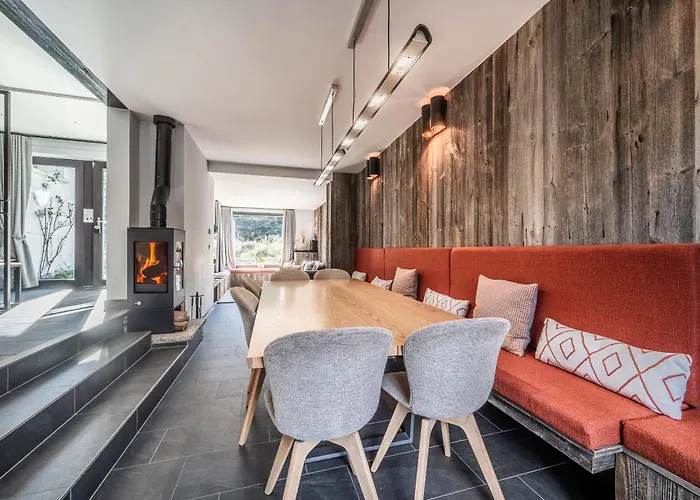 Aman Argentiere - By Emerald