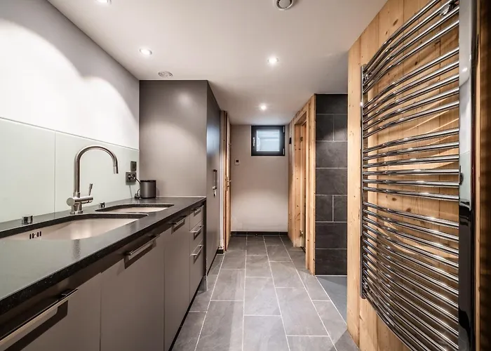 Chalet Aman Argentiere - By Emerald Chamonix