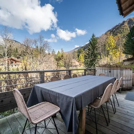 Aman Argentiere - By Emerald *