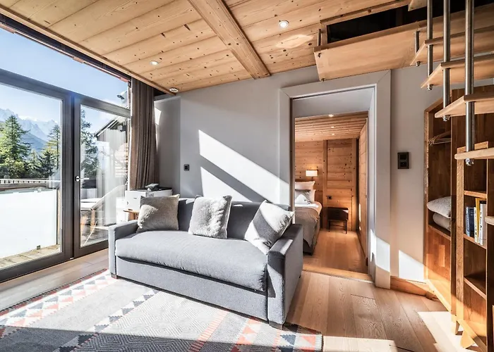 Aman Argentière - By Emerald *